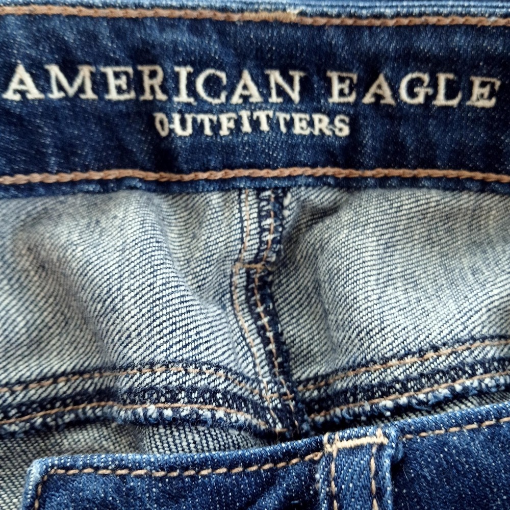 American Eagle Tomgirl Jeans Womens 4 Blue Distressed Ripped Knee Denim Pants - Picture 4 of 11